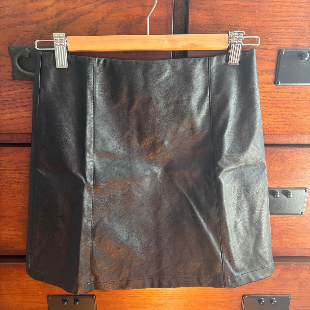 Tattoo Black Faux Leather Mini Skirt XS High Waist Zipper Back Moto Punk Club